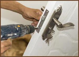 Lake Eola Heights FL Locksmith Lake Eola Heights, FL 407-490-0284 Lake Eola Heights FL Locksmith Lake Eola Heights, FL 407-490-0284